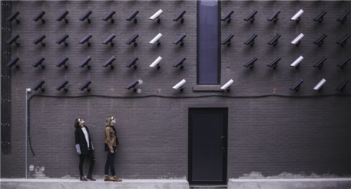 Protezione dei dati: la Commissione europea adotta una nuova decisione di adeguatezza per la circolazione sicura e affidabile dei flussi di dati UE-USA